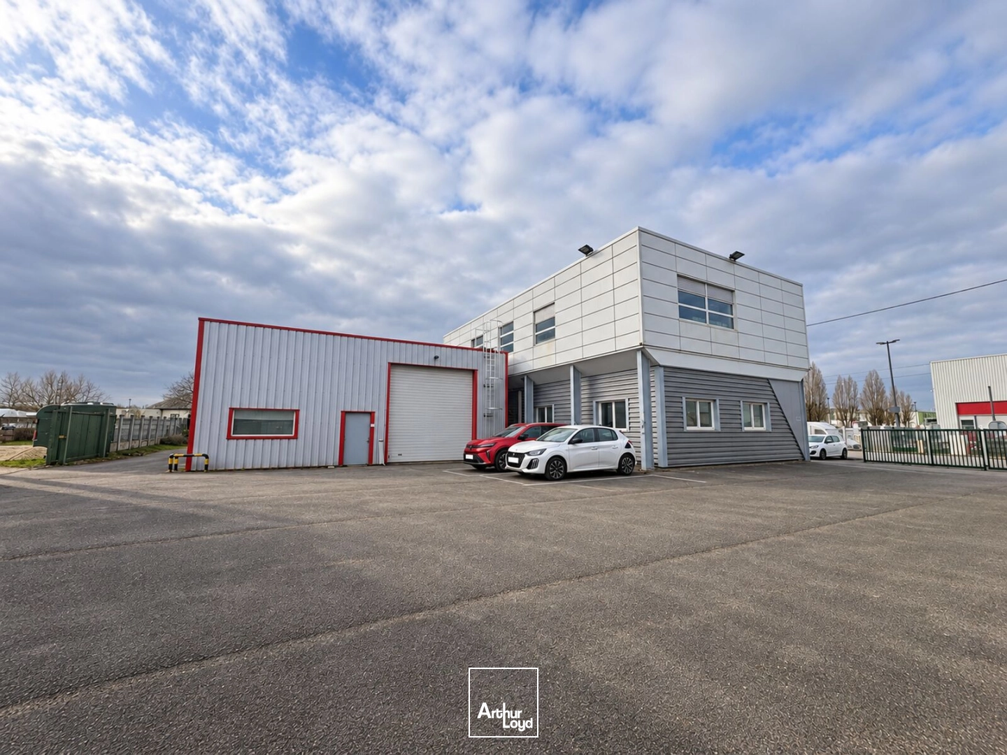 Locaux d'activité & Entrepôts - Location - SAINT JEAN DE BRAYE - 45800 - 692.35-692.35 - 7916042