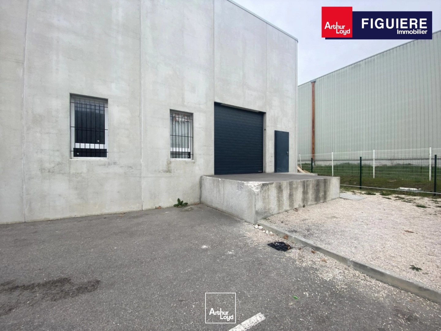 Locaux d'activité & Entrepôts - Location - VITROLLES - 13127 - 220-220 - 7917417