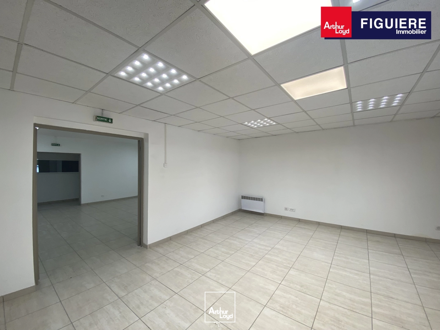 Locaux d'activité & Entrepôts - Location - SAINT VICTORET - 13730 - 540-540 - 7917483