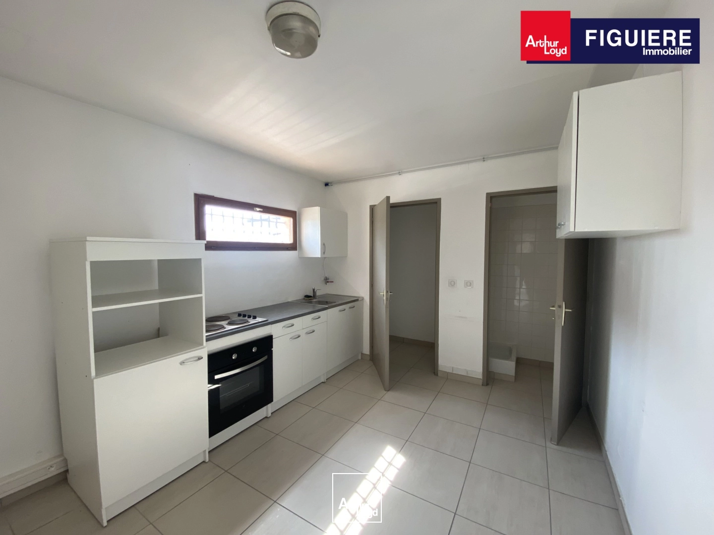 Locaux d'activité & Entrepôts - Location - SAINT VICTORET - 13730 - 540-540 - 7917486