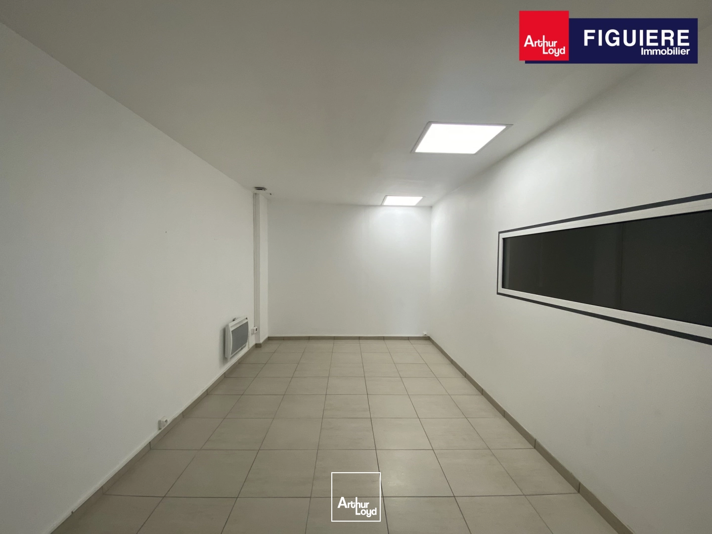 Locaux d'activité & Entrepôts - Location - SAINT VICTORET - 13730 - 540-540 - 7917482