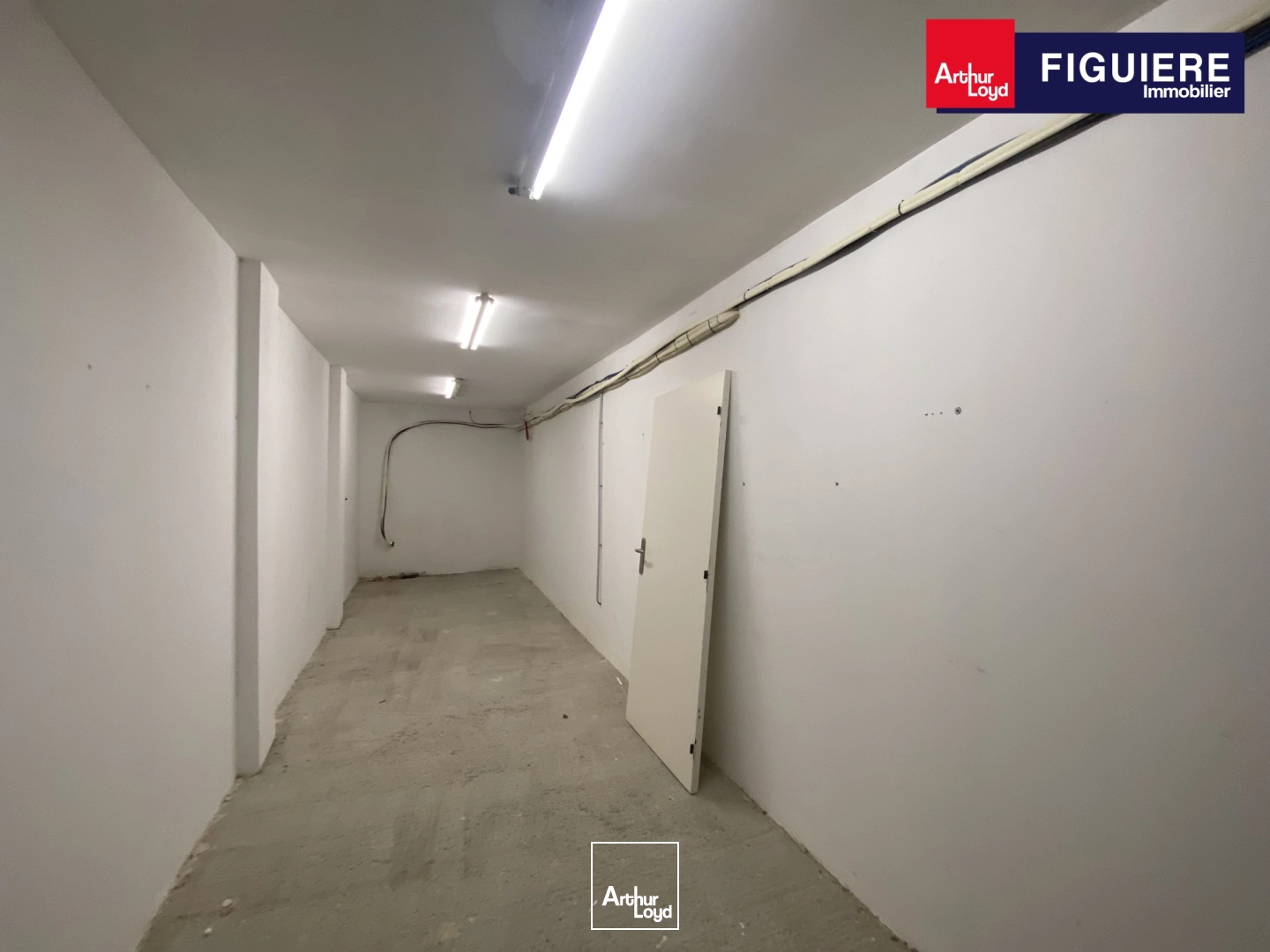 Locaux d'activité & Entrepôts - Location - SAINT VICTORET - 13730 - 540-540 - 7917487