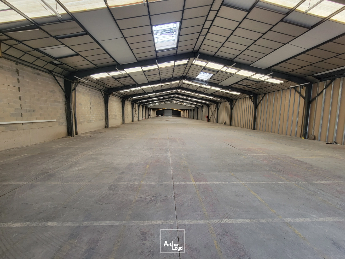 Locaux d'activité & Entrepôts - Location - Montbeliard - 25200 - 1865-1865 - 7918058