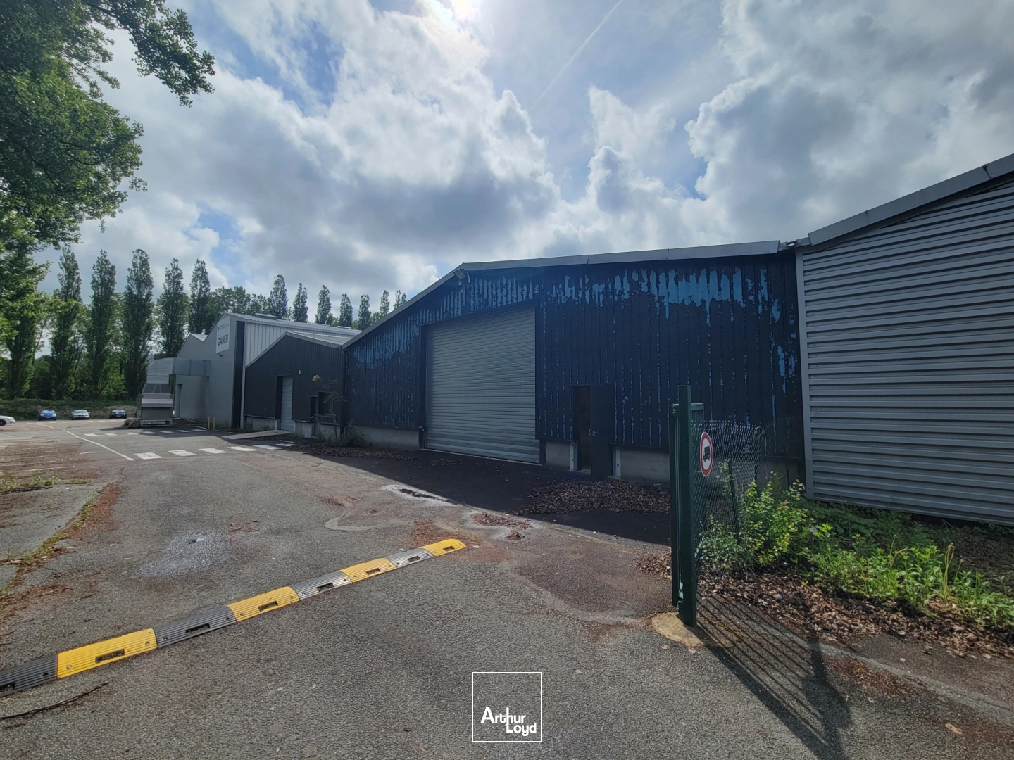 Locaux d'activité & Entrepôts - Location - Montbeliard - 25200 - 1865-1865 - 7918060