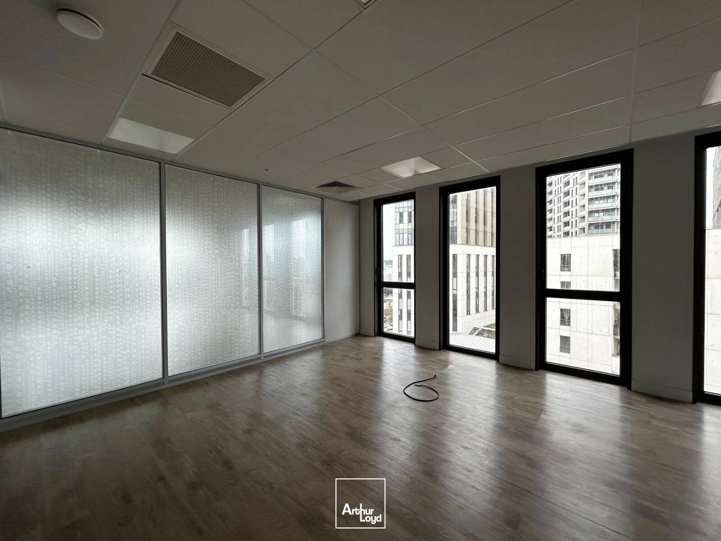 Bureaux - Location - BORDEAUX - 33800 - 221.84-683.52 - 7918930