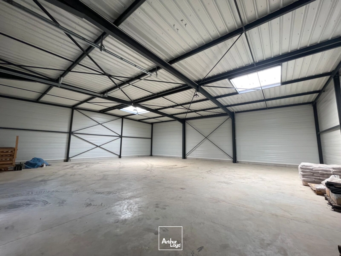 Locaux d'activité & Entrepôts - Location - GUIGNICOURT - 02190 - 250-250 - 7921763