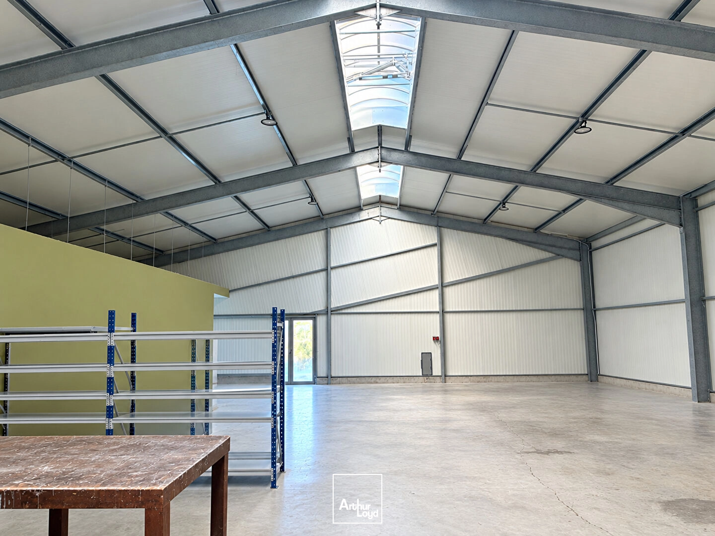 Locaux d'activité & Entrepôts - Location - SAINTE SOULLE - 17220 - 440-440 - 7922621