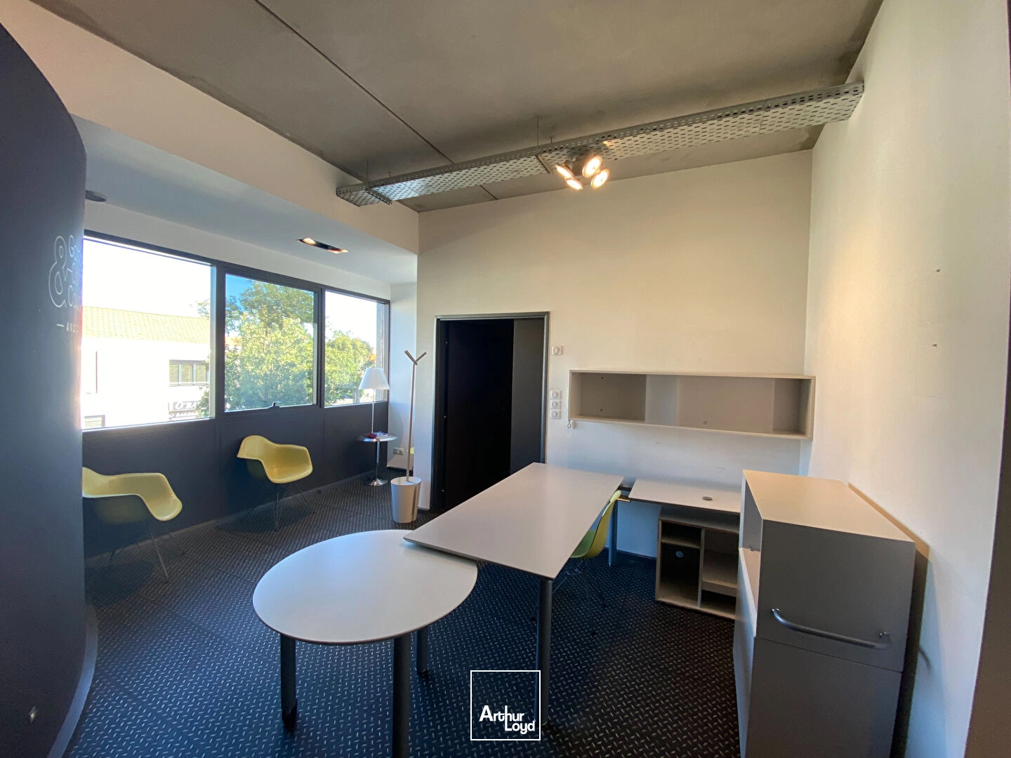 Bureaux - Location - LA ROCHELLE - 17000 - 65-65 - 7924421