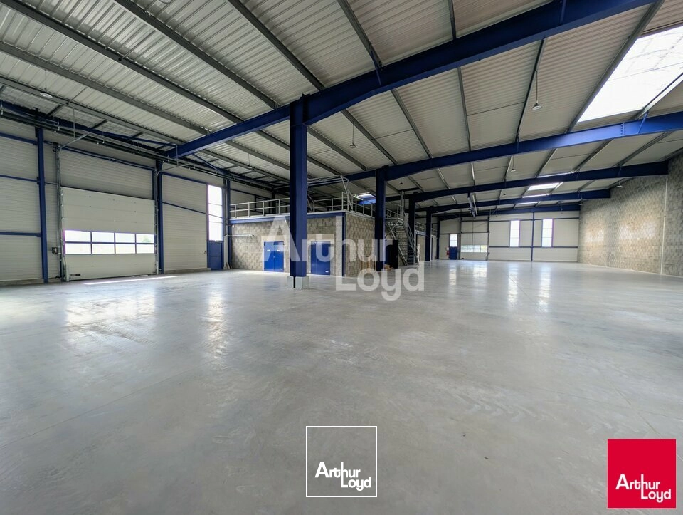 Locaux d'activité & Entrepôts - Location - BÉDÉE - 35137 - 1700-1700 - 7924568