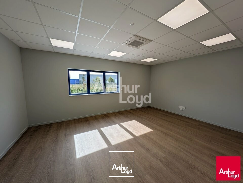 Locaux d'activité & Entrepôts - Location - BÉDÉE - 35137 - 1700-1700 - 7924565