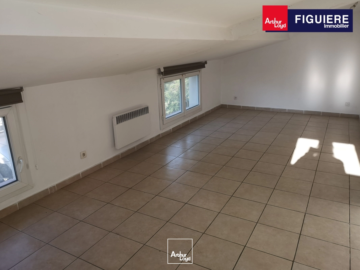 Bureaux - Location - SALON DE PROVENCE - 13300 - 80-80 - 7927321