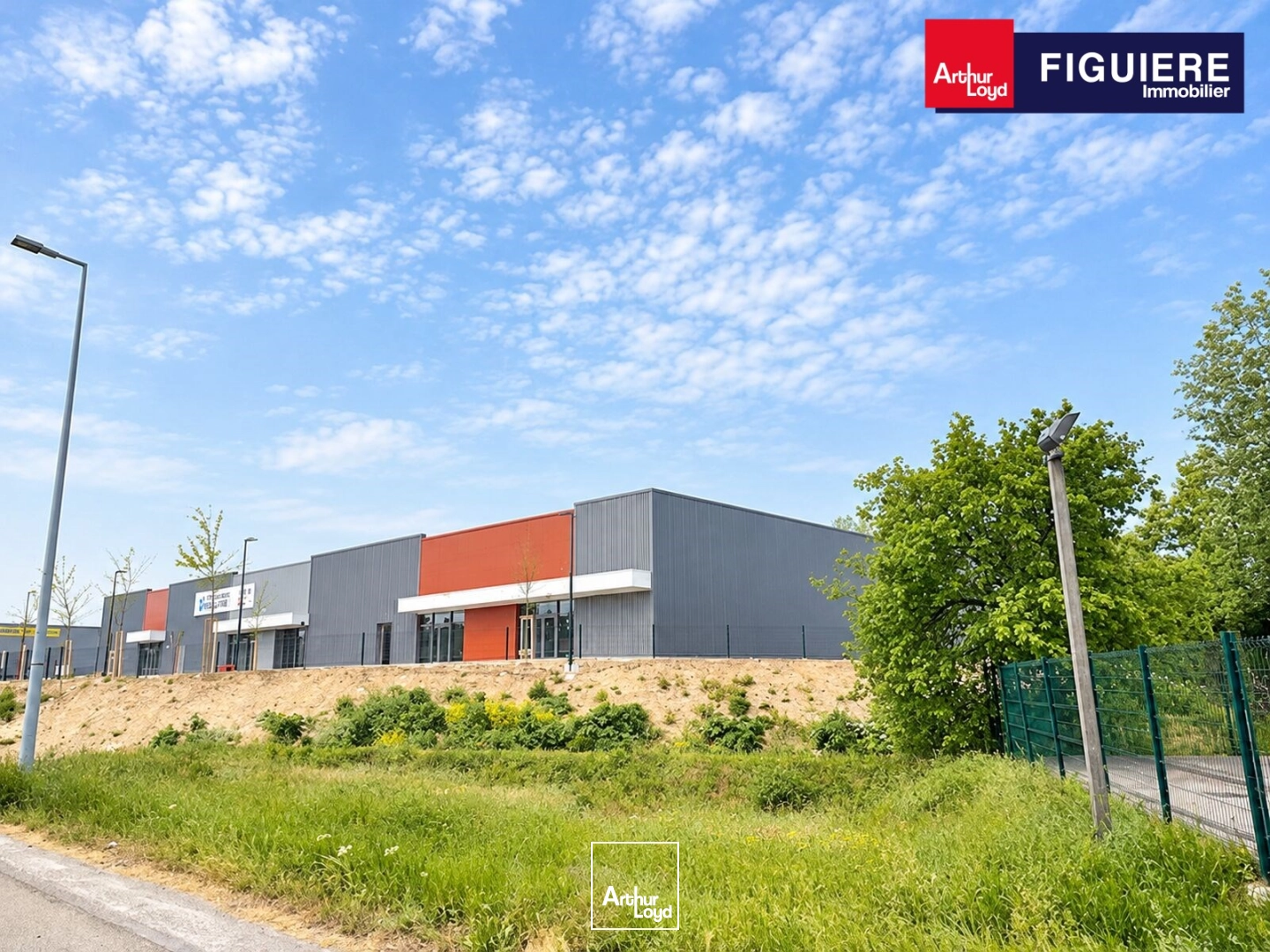 Locaux commerciaux - Location - SALON DE PROVENCE - 13300 - 400-400 - 7928012