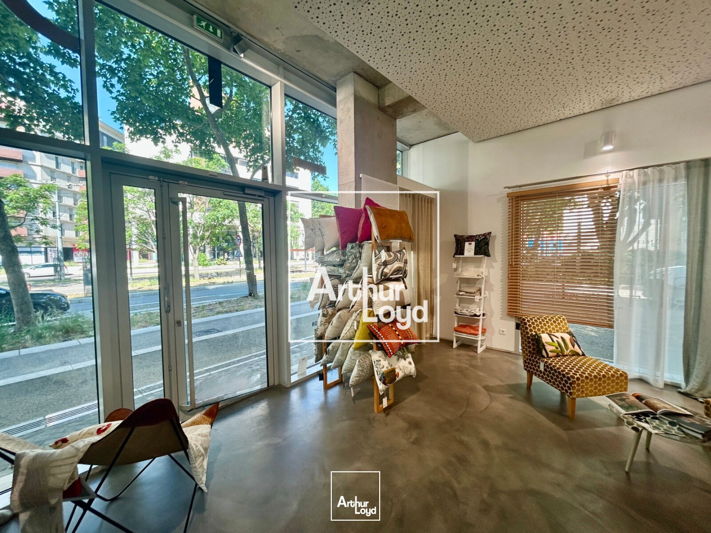 Locaux commerciaux - Location - MONTPELLIER - 34000 - 237-237 - 7928021
