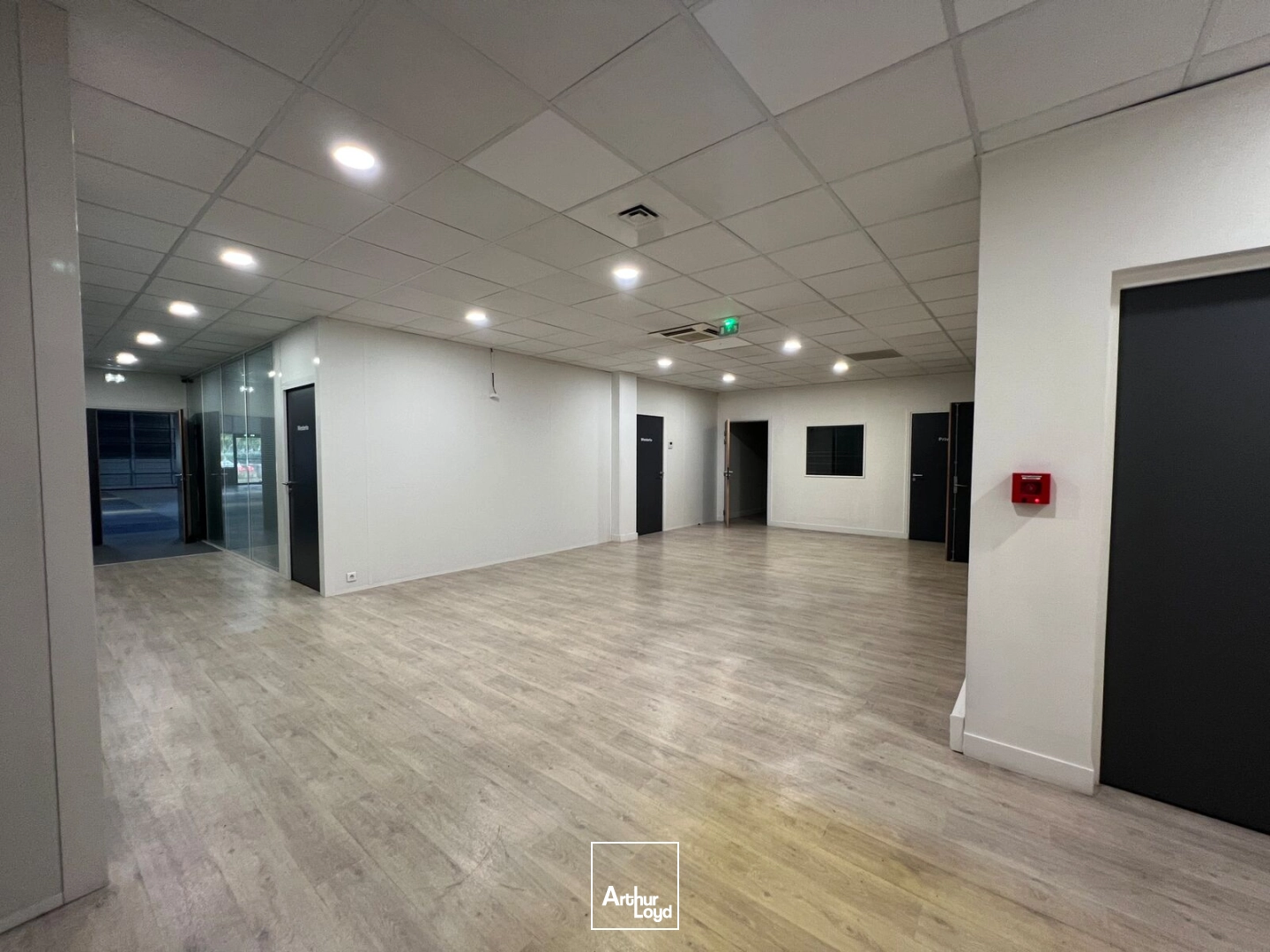 Locaux d'activité & Entrepôts - Location - VILLEPINTE - 93420 - 549-549 - 7931360