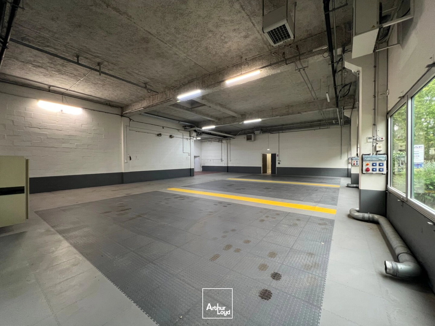 Locaux d'activité & Entrepôts - Location - VILLEPINTE - 93420 - 549-549 - 7931361