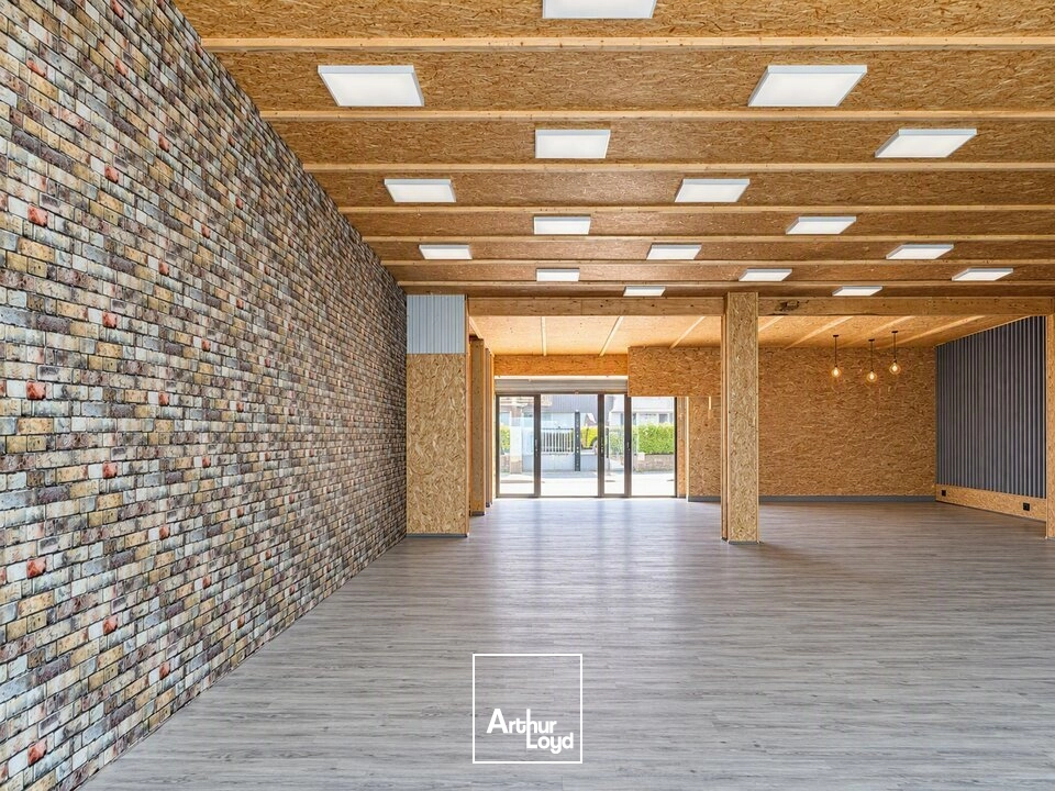 Locaux d'activité & Entrepôts - Location - AUBIGNY-LES CLOUZEAUX - 85430 - 220-220 - 7951080