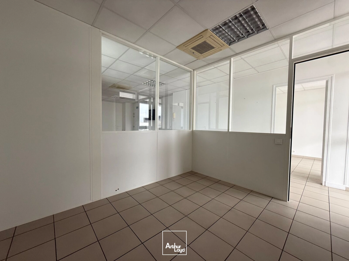 Bureaux - Location - REZE - 44400 - 47-132 - 7956472
