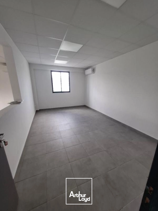 Locaux commerciaux - Location - Cayenne - 97300 - 128-128 - 7969605