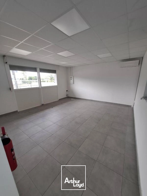 Locaux commerciaux - Location - Cayenne - 97300 - 128-128 - 7969606
