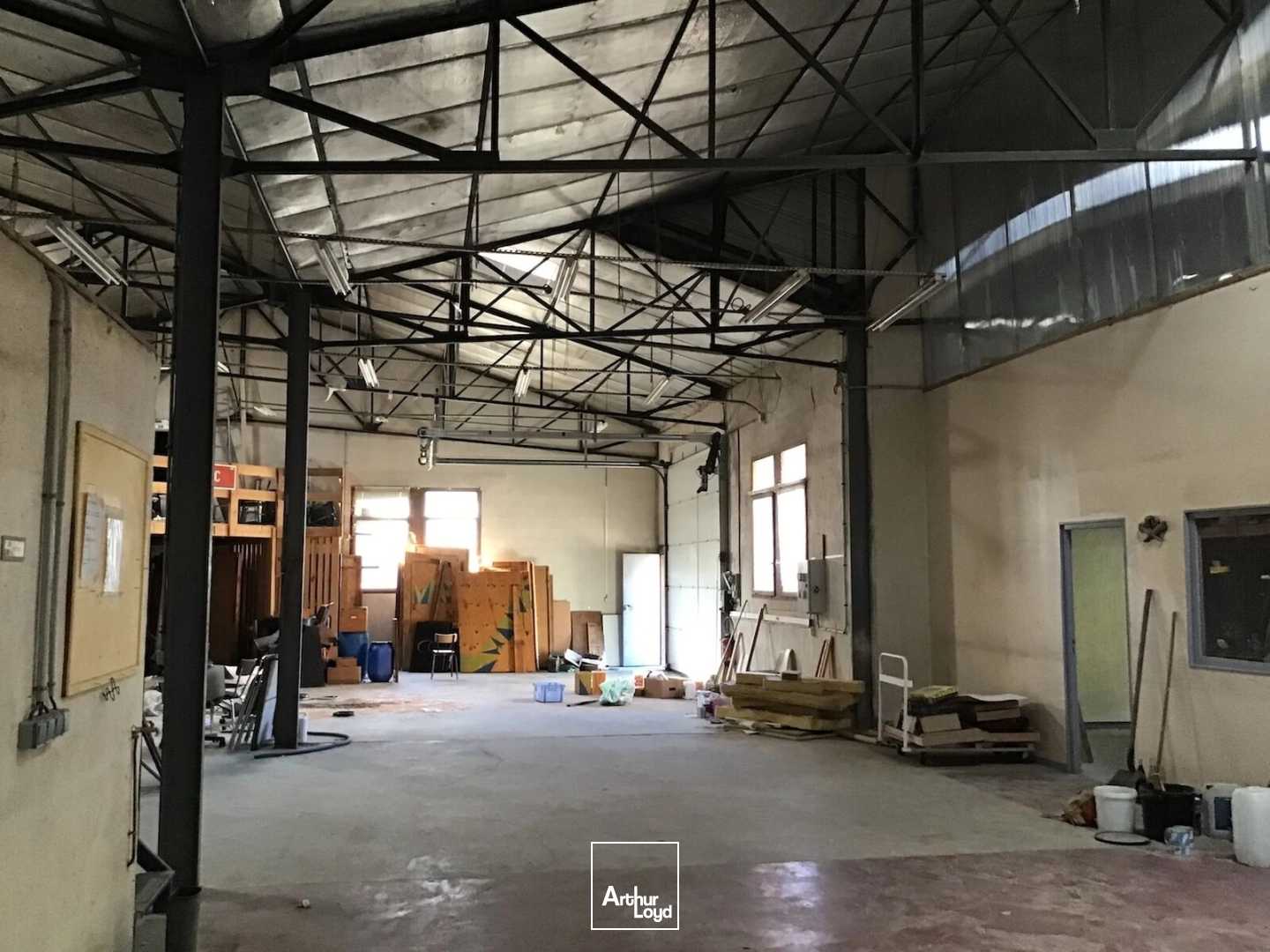 Locaux d'activité & Entrepôts - Location - SAINT ETIENNE - 42000 - 520-520 - 7981129