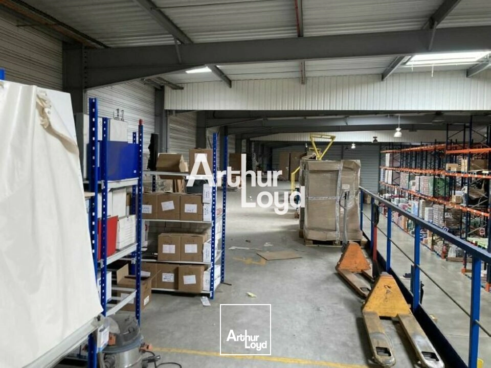 Locaux d'activité & Entrepôts - Location - SAINT RAPHAEL - 83700 - 5398.6-5398.6 - 7983336