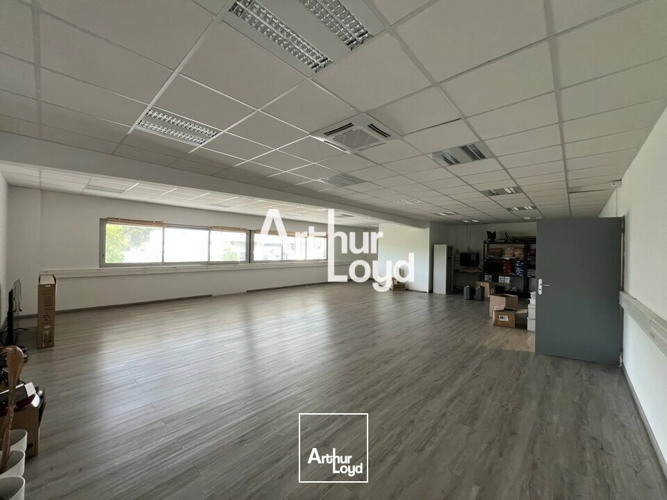 Bureaux - Location - FREJUS - 83600 - 100-100 - 7983540