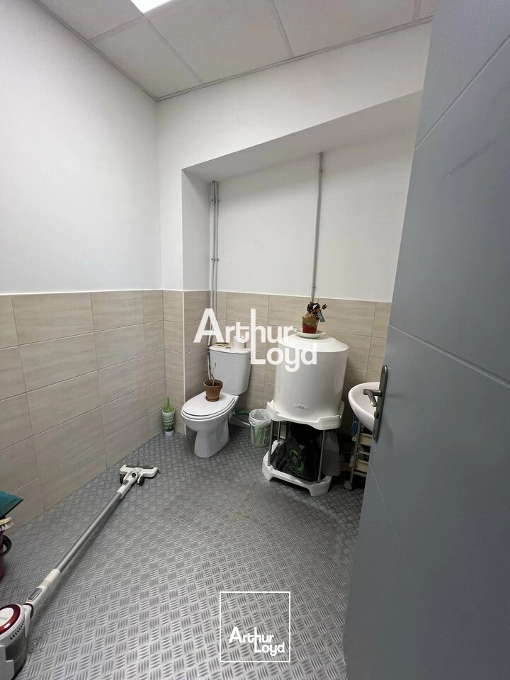 Bureaux - Location - FREJUS - 83600 - 100-100 - 7983543