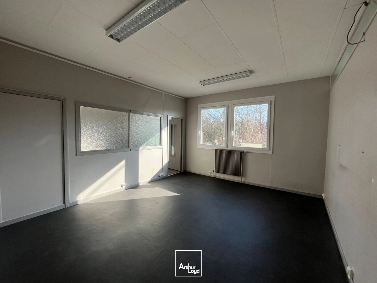 Bureaux - Location - LAON - 02000 - 345-345 - 7985220