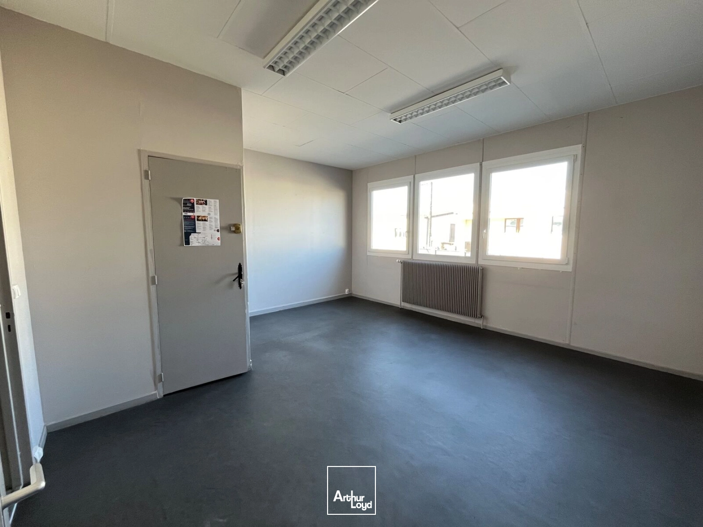 Bureaux - Location - LAON - 02000 - 345-345 - 7985221