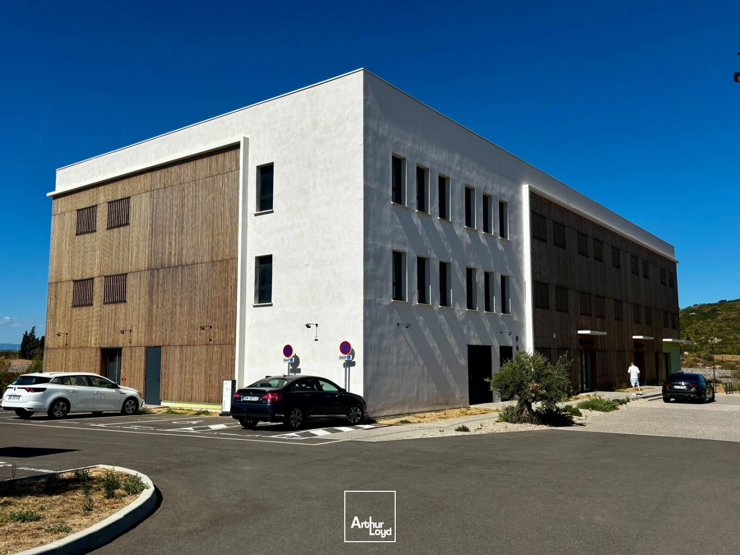 Bureaux - Vente - MONTREDON DES CORBIERES - 11100 - 43.64-1196.55 - 7992240