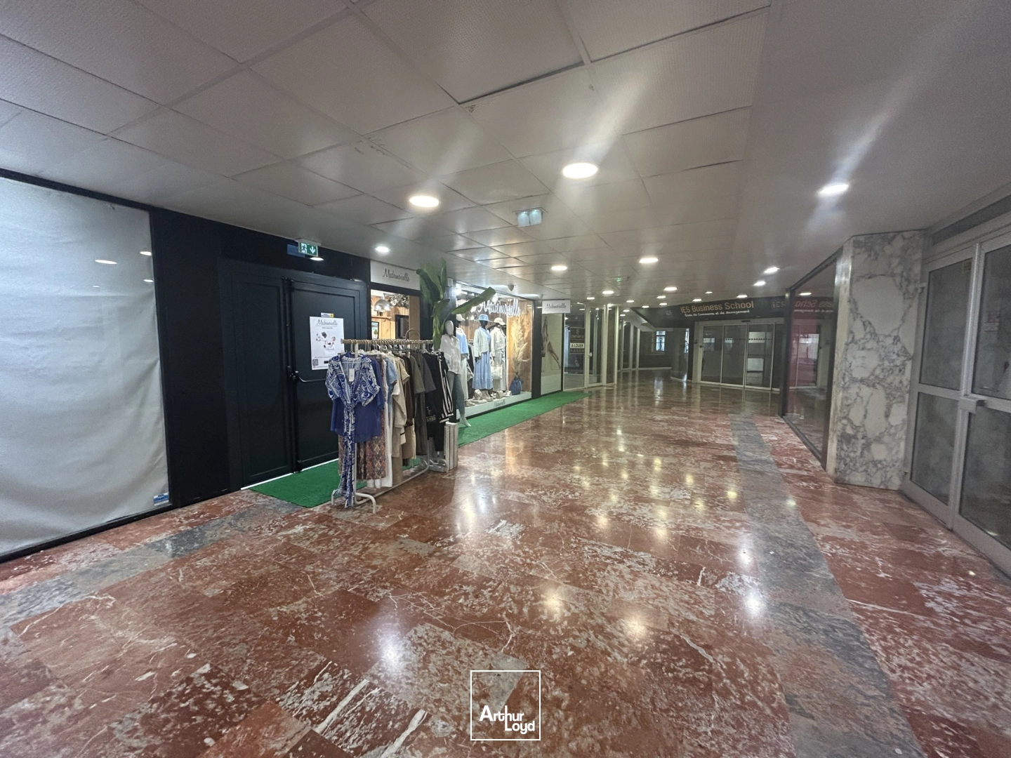 Locaux commerciaux - Location - PERPIGNAN - 66000 - 22-442 - 7992767