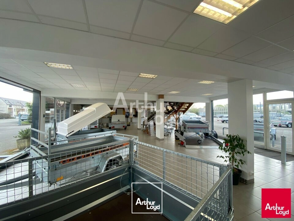 Locaux d'activité & Entrepôts - Location - NOYAL SUR VILAINE - 35530 - 900-900 - 8012971