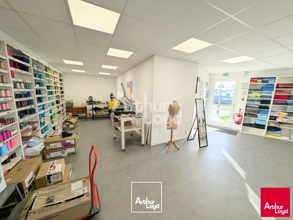 Locaux d'activité & Entrepôts - Location - VEZIN-LE-COQUET - 35132 - 190-190 - 8014502