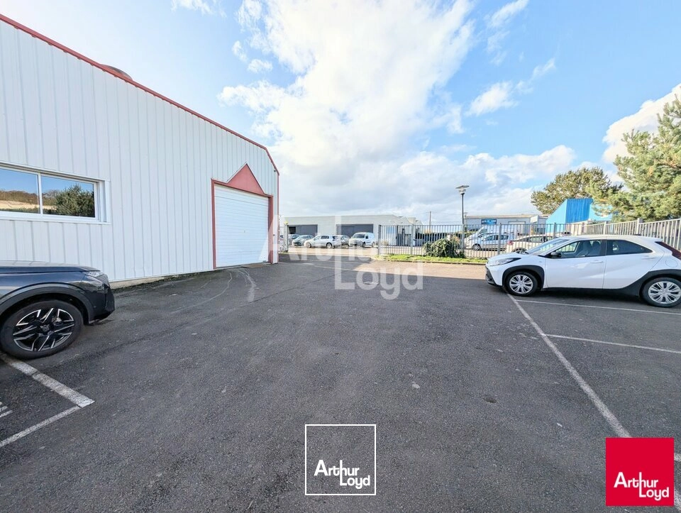 Locaux d'activité & Entrepôts - Location - VEZIN-LE-COQUET - 35132 - 190-190 - 8014506