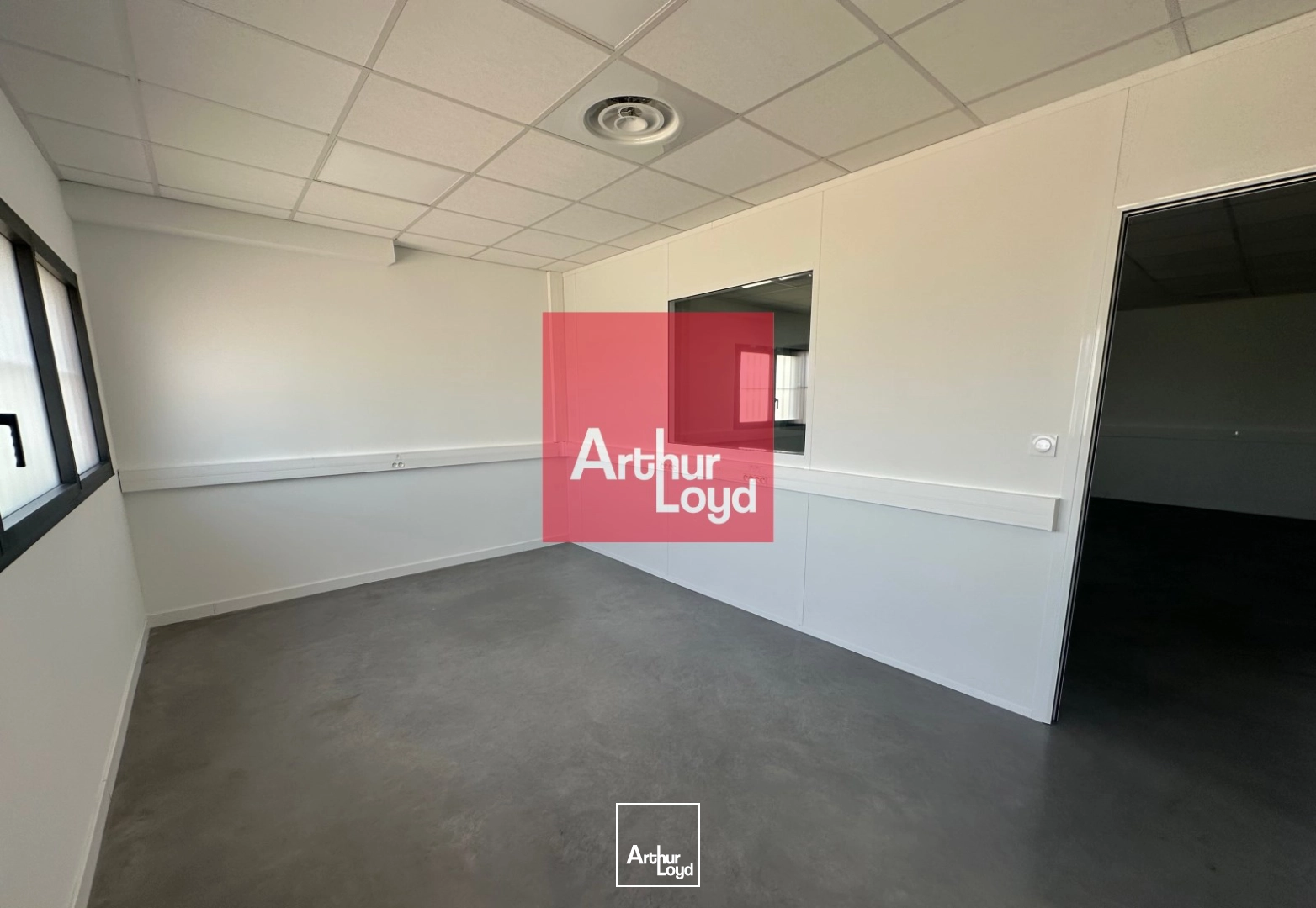 Locaux d'activité & Entrepôts - Location - GALLARGUES LE MONTUEUX - 30660 - 290-290 - 8019931