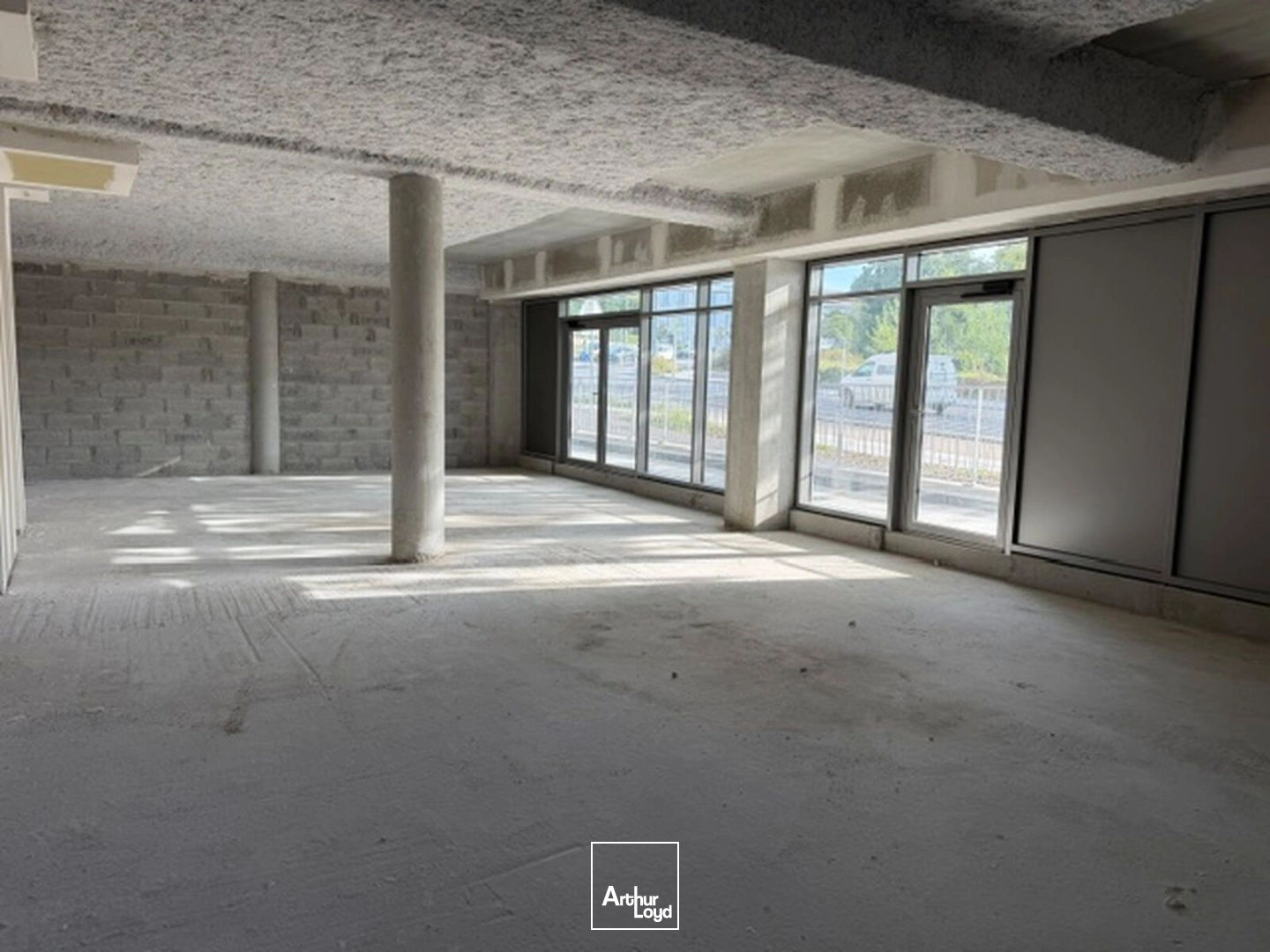 Locaux commerciaux - Location - BREST - 29200 - 93.15-235.3 - 8021697