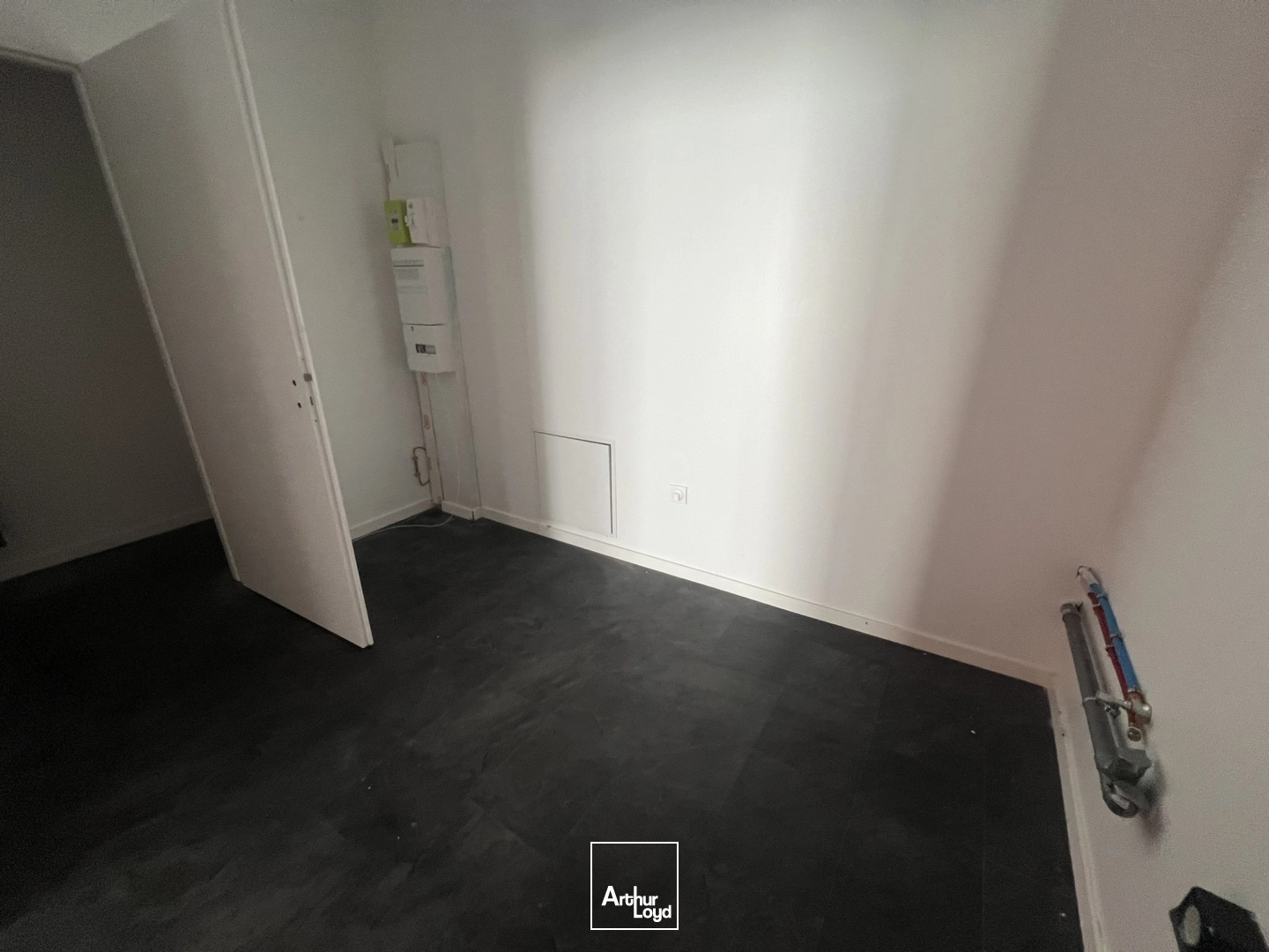 Locaux commerciaux - Location - LORIENT - 56100 - 143-143 - 8023003