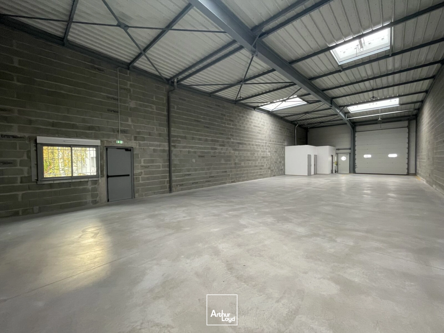 Locaux d'activité & Entrepôts - Location - SAINT HERBLAIN - 44800 - 200-946 - 8036426