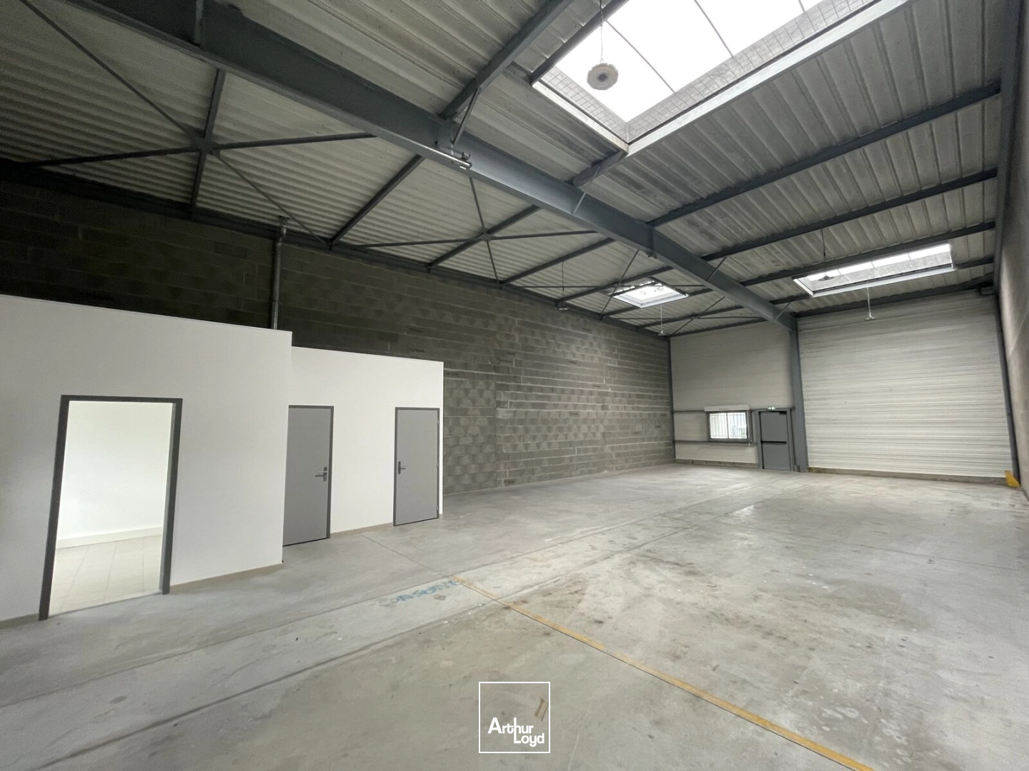 Locaux d'activité & Entrepôts - Location - SAINT HERBLAIN - 44800 - 200-946 - 8036427
