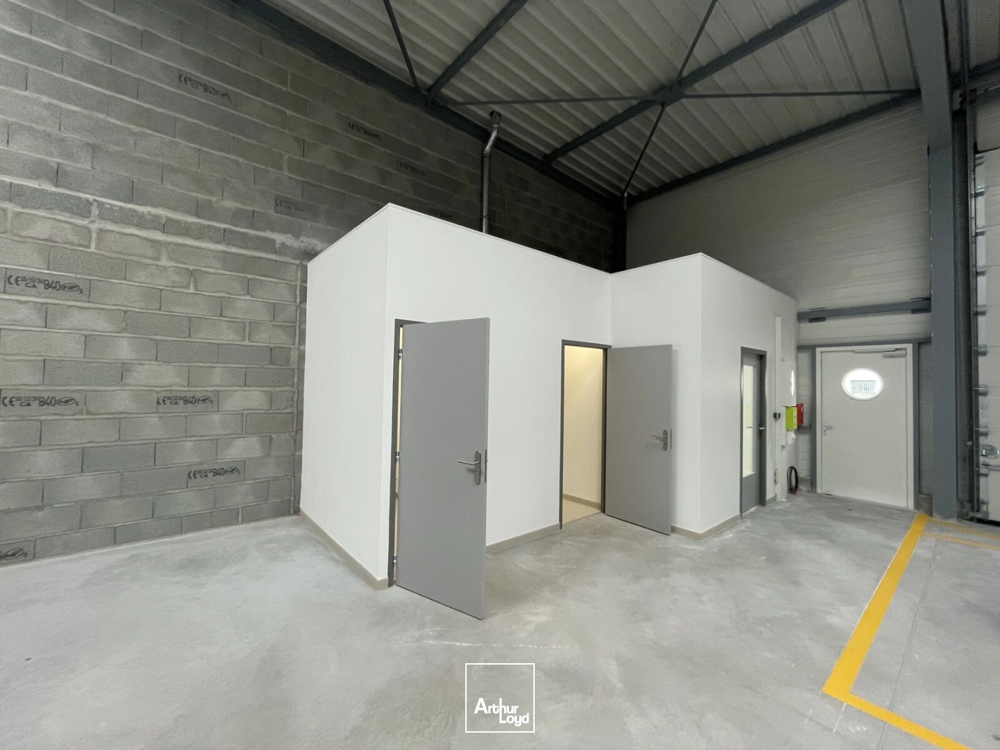 Locaux d'activité & Entrepôts - Location - SAINT HERBLAIN - 44800 - 200-946 - 8036429