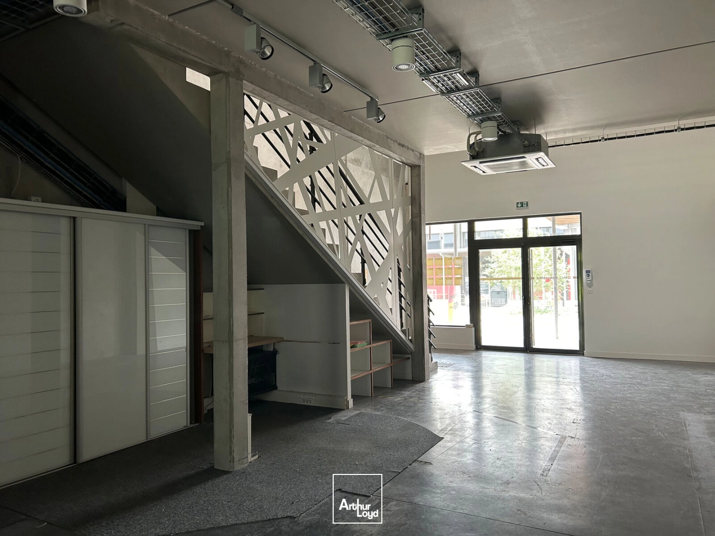 Locaux commerciaux - Location - GUERANDE - 44350 - 179-179 - 8039064