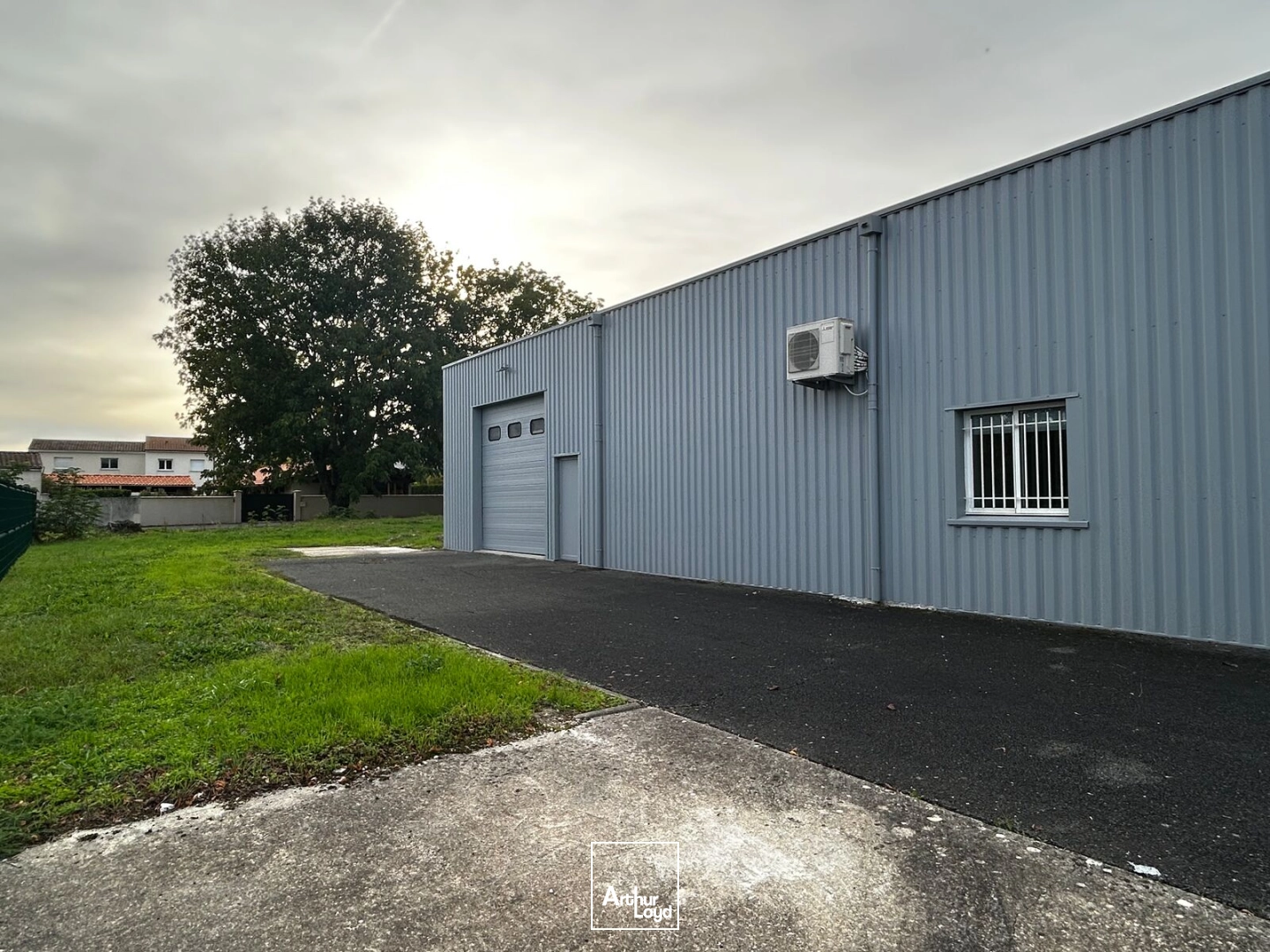 Locaux d'activité & Entrepôts - Location - BLANQUEFORT - 33290 - 240-240 - 8042638