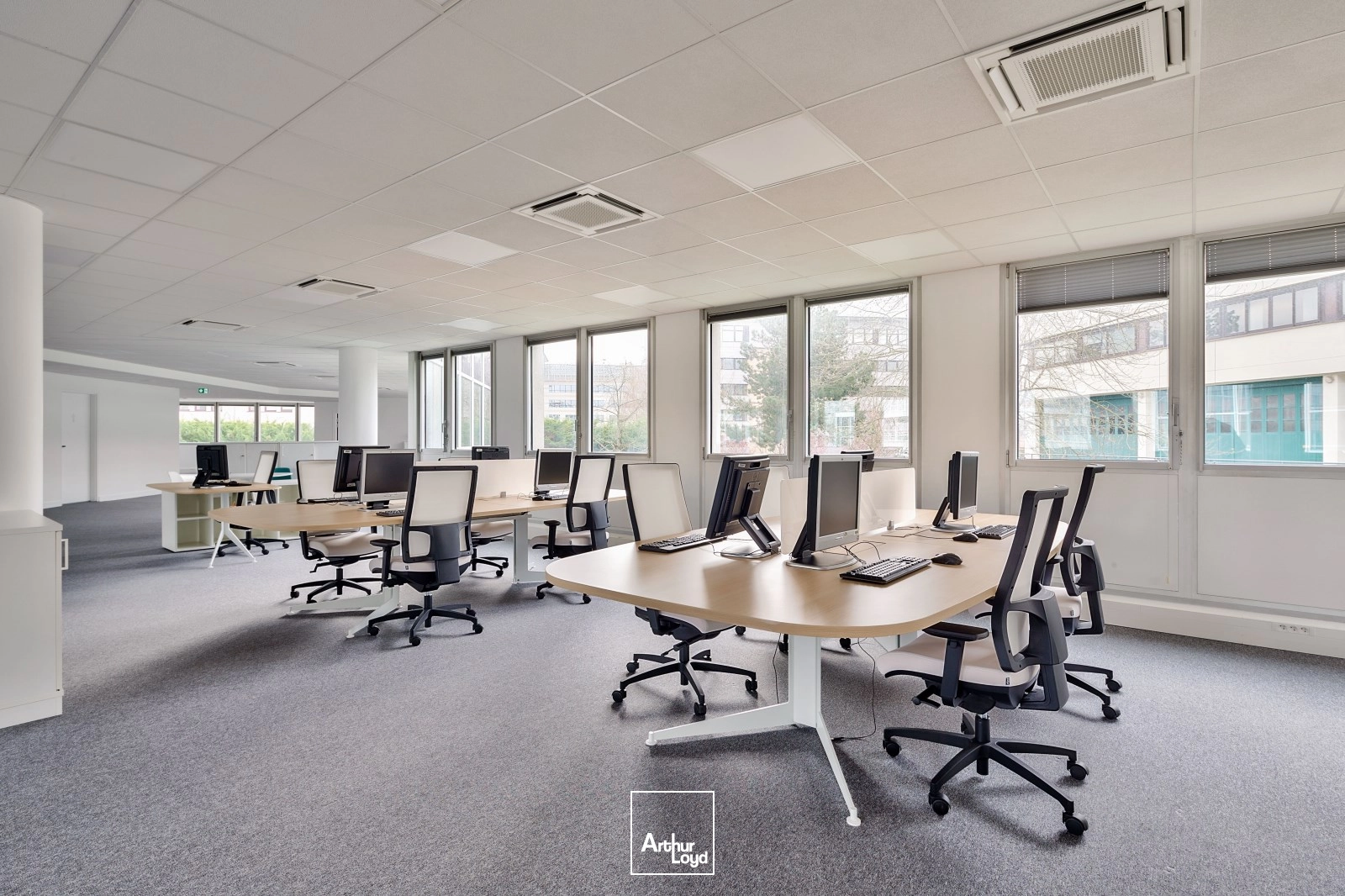 Bureaux - Location - VELIZY VILLACOUBLAY - 78140 - 372.7-3317.7 - 8048002