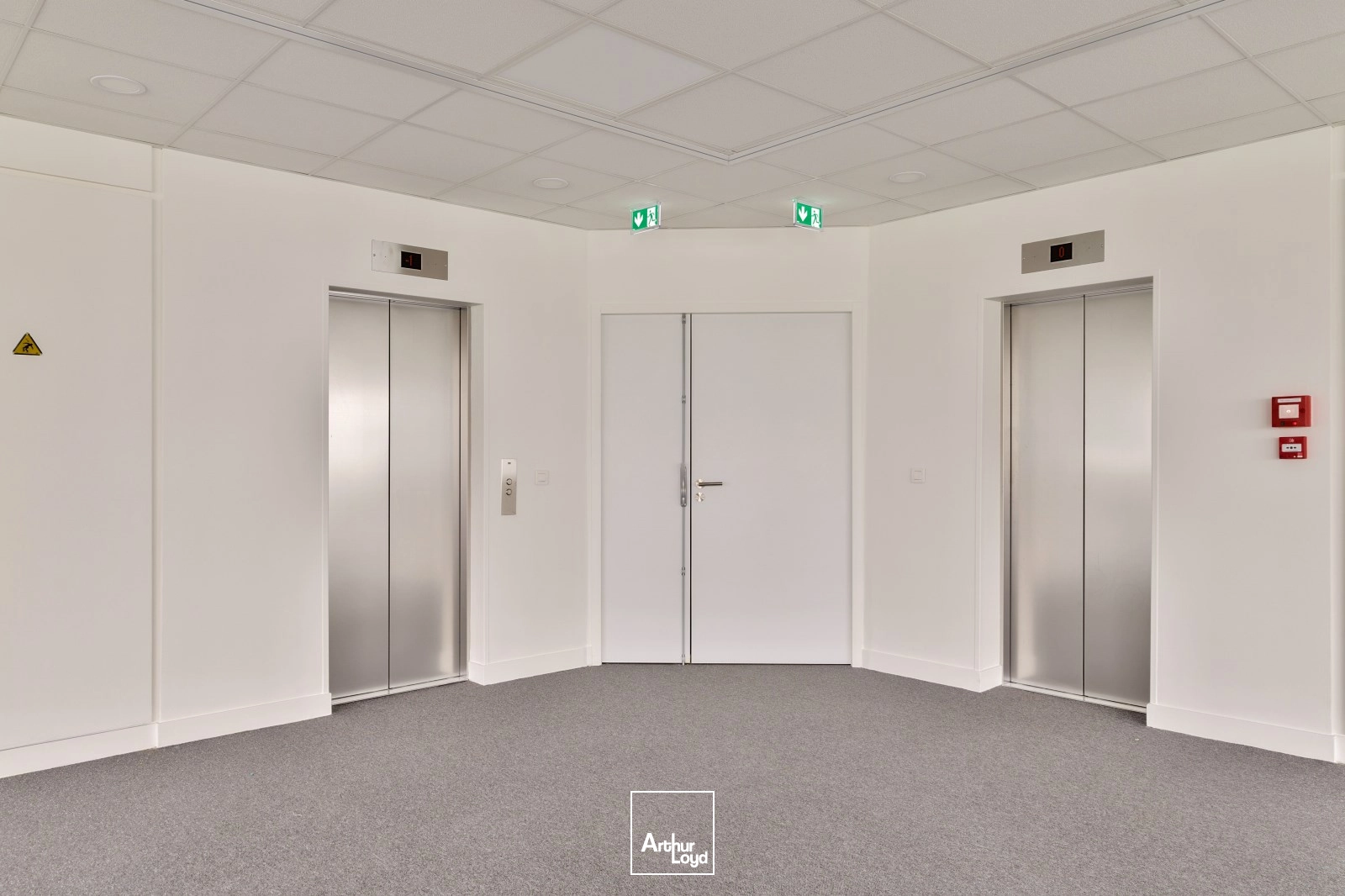 Bureaux - Location - VELIZY VILLACOUBLAY - 78140 - 372.7-3317.7 - 8048004
