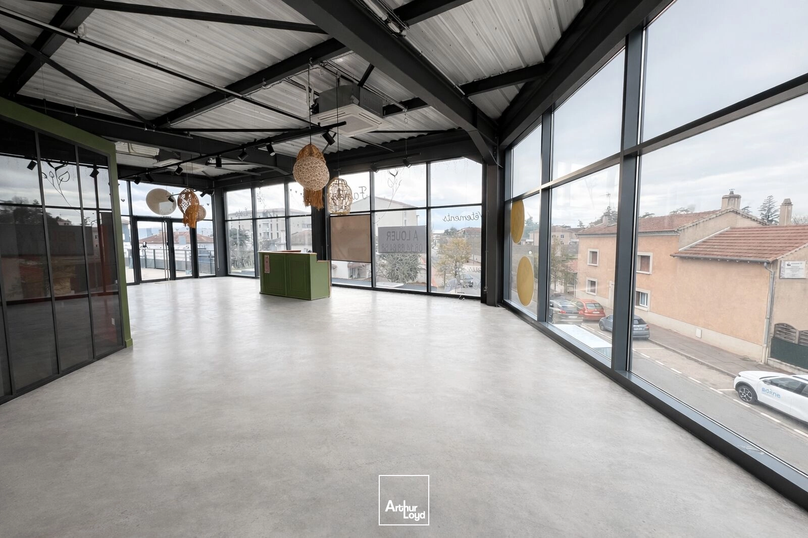 Locaux commerciaux - Location - VEAUCHE - 42340 - 132-132 - 8065623