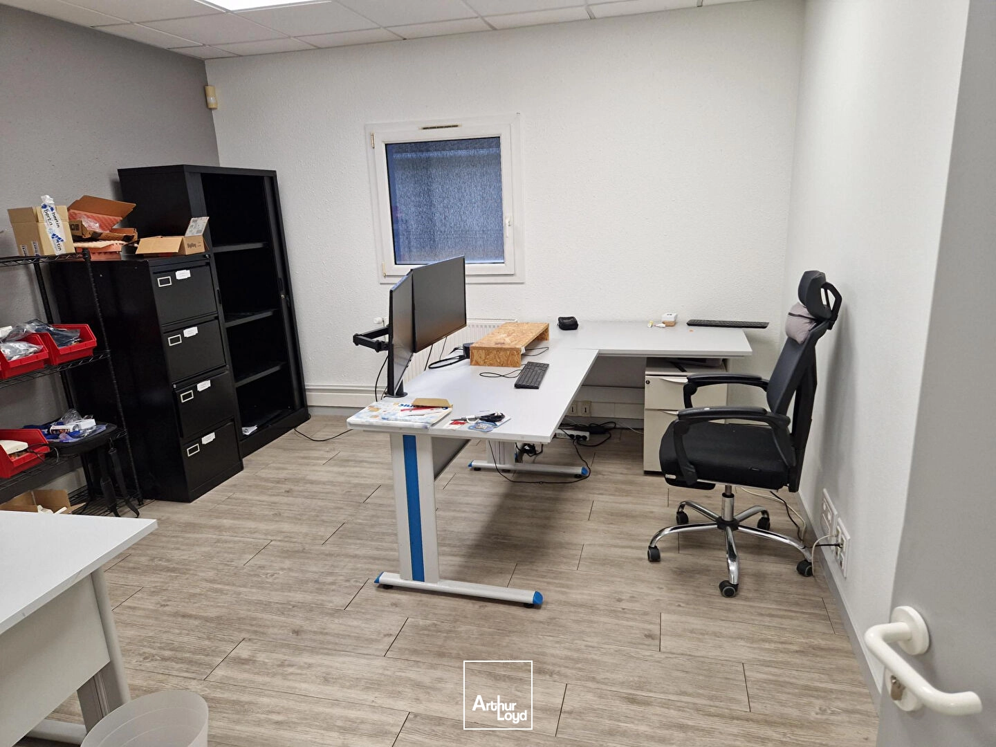 Locaux d'activité & Entrepôts - Location - LE PALAIS SUR VIENNE - 87410 - 530-530 - 8067465