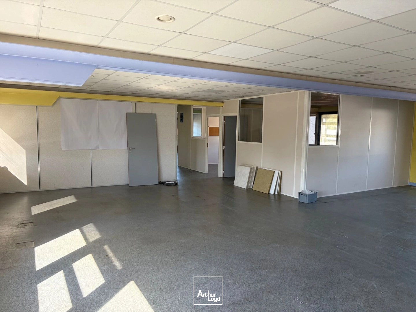 Bureaux - Location - MARTIN EGLISE - 76370 - 667-667 - 8080422