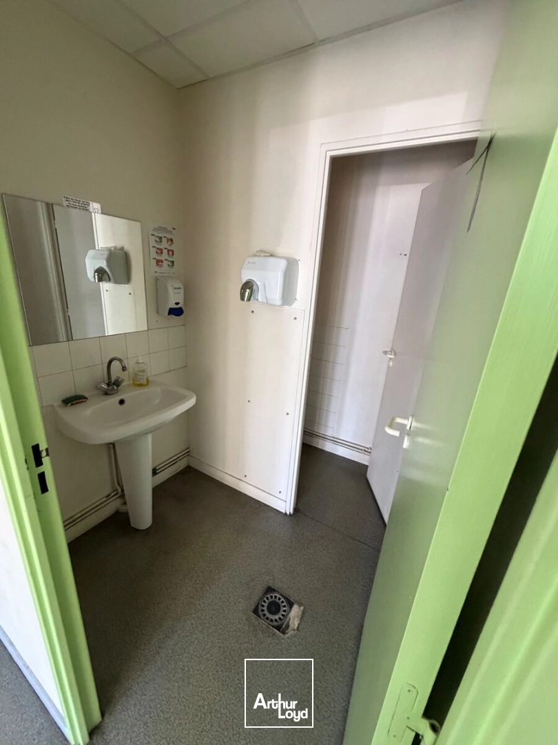 Bureaux - Location - MARTIN EGLISE - 76370 - 667-667 - 8080431