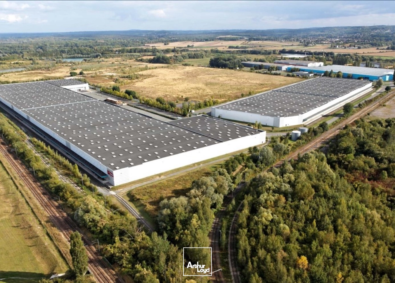 2 plateformes aux portes de Paris