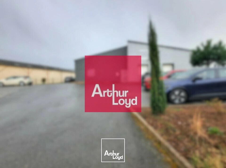 Locaux d'activité & Entrepôts - Location - ROMAGNAT - 63540 - 775-775 - 6458316